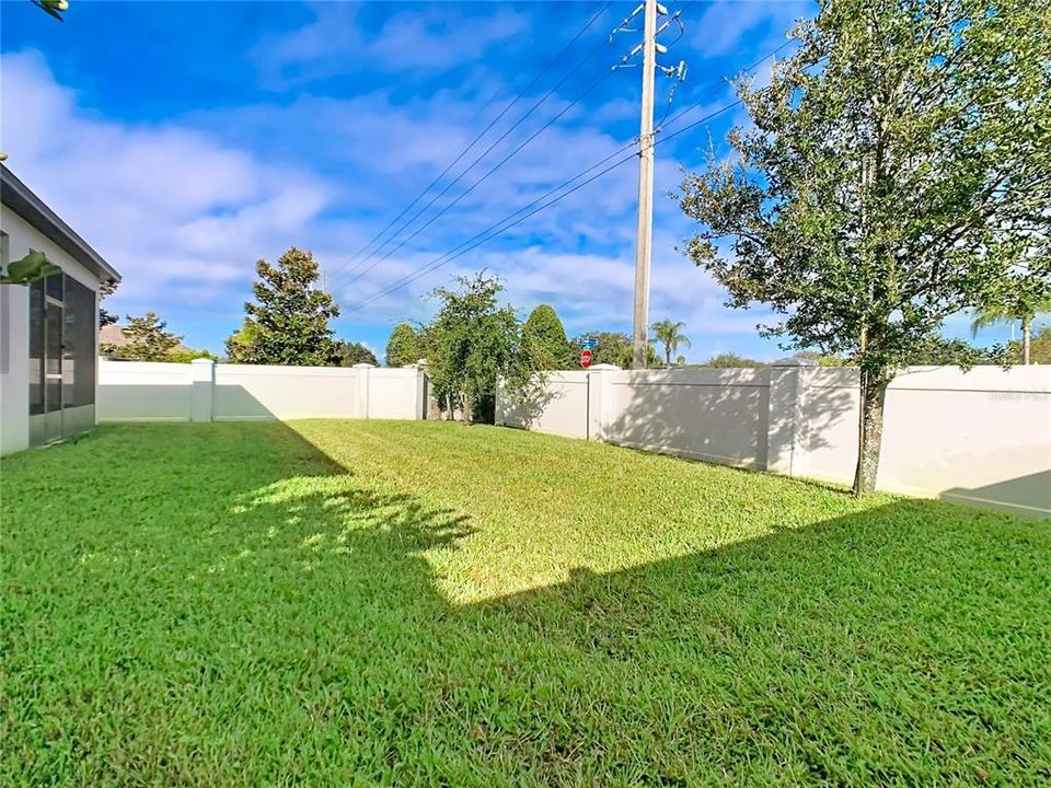 Active With Contract: $399,000 (4 beds, 2 baths, 2092 Square Feet)