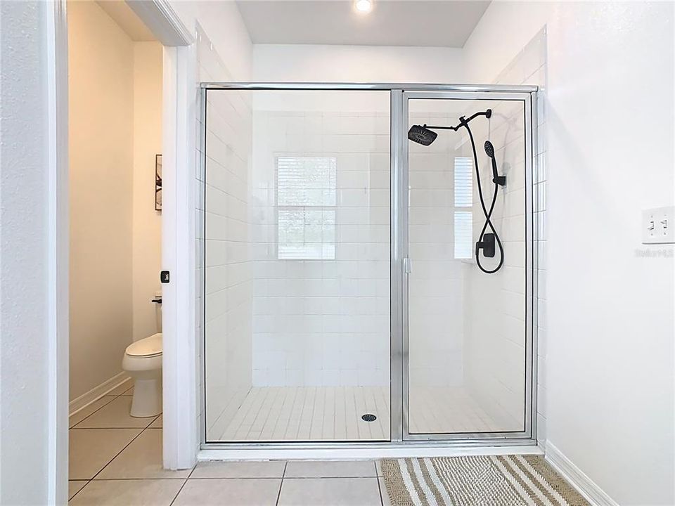 Active With Contract: $399,000 (4 beds, 2 baths, 2092 Square Feet)