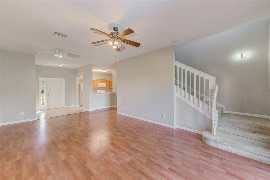 待售: $260,000 (3 贝兹, 2 浴室, 1470 平方英尺)