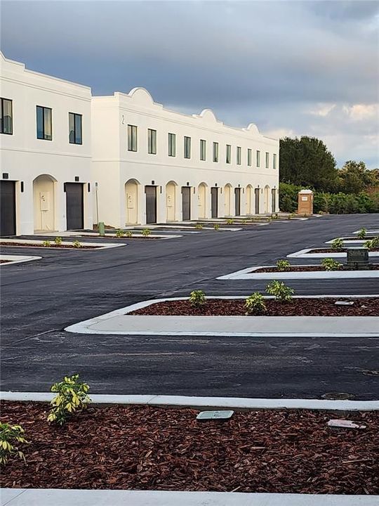 For Sale: $325,000 (3 beds, 2 baths, 1737 Square Feet)