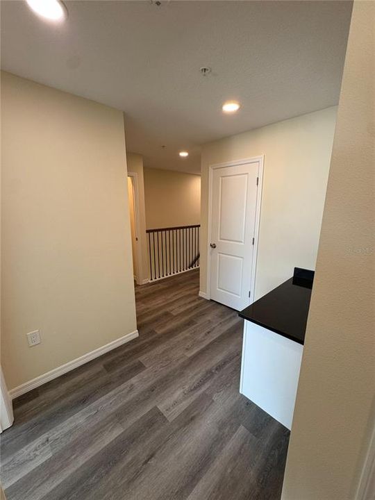 For Sale: $325,000 (3 beds, 2 baths, 1737 Square Feet)