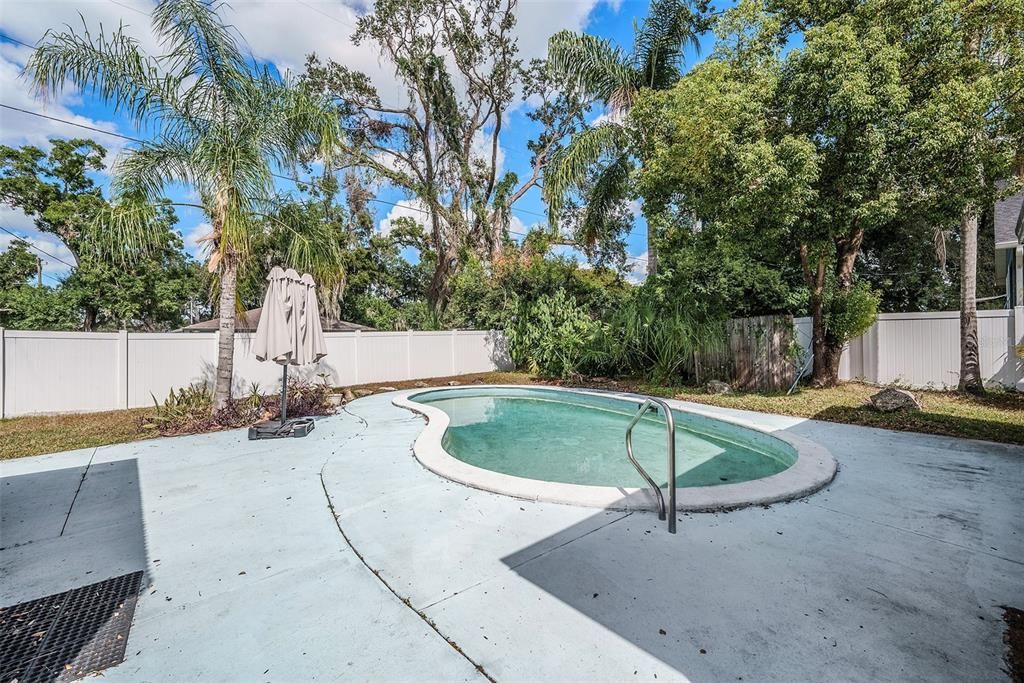 For Sale: $394,999 (3 beds, 2 baths, 1412 Square Feet)