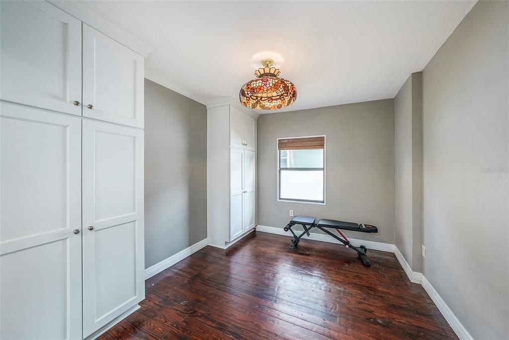 For Sale: $394,999 (3 beds, 2 baths, 1412 Square Feet)