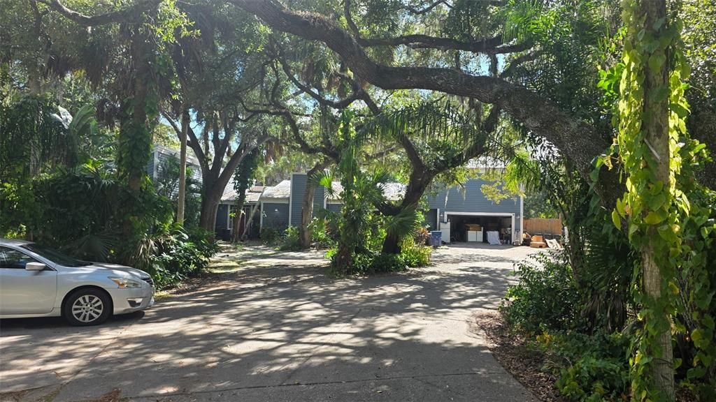 For Sale: $955,000 (4 beds, 2 baths, 2834 Square Feet)