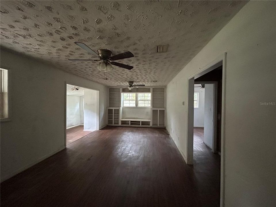 待售: $120,000 (3 贝兹, 2 浴室, 1113 平方英尺)