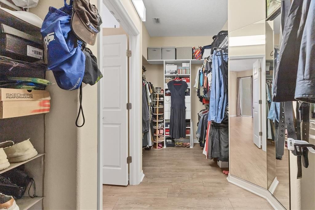 На продажу: $649,000 (3 спален, 2 ванн, 2374 Квадратных фут)