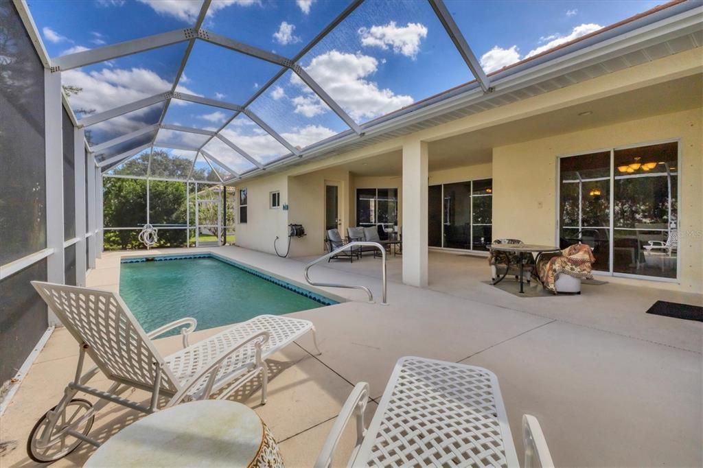 На продажу: $649,000 (3 спален, 2 ванн, 2374 Квадратных фут)