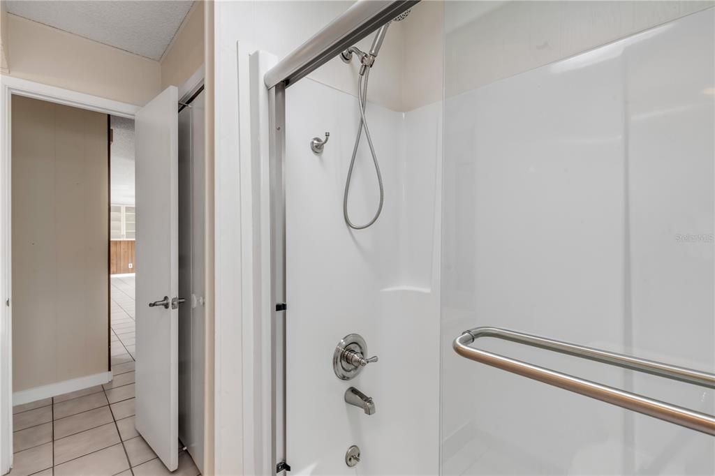 For Sale: $600,000 (3 beds, 2 baths, 1780 Square Feet)