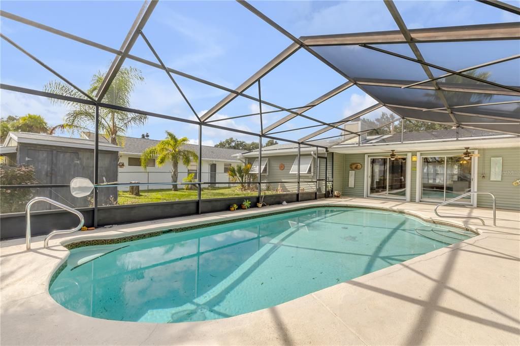 For Sale: $600,000 (3 beds, 2 baths, 1780 Square Feet)