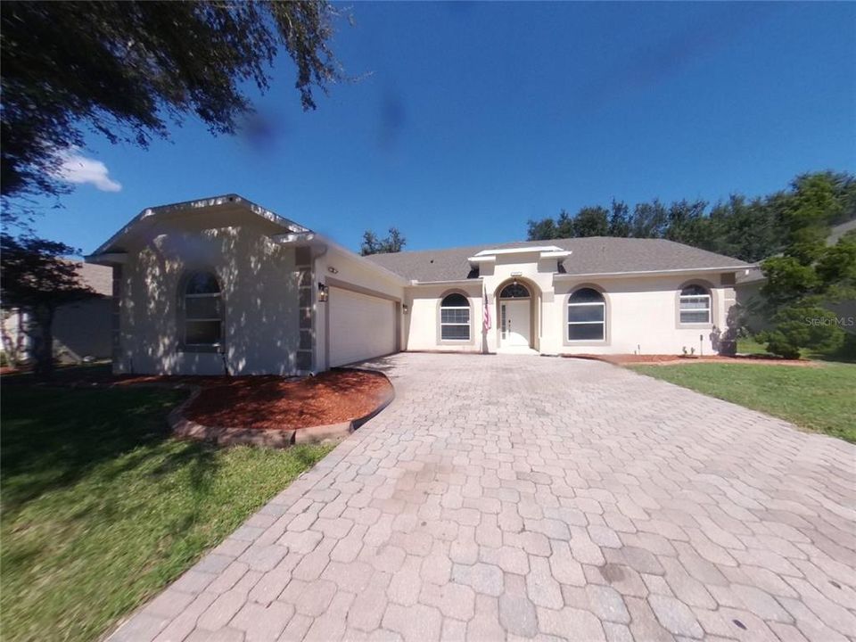 最近租的: $2,229 (4 贝兹, 2 浴室, 2201 平方英尺)