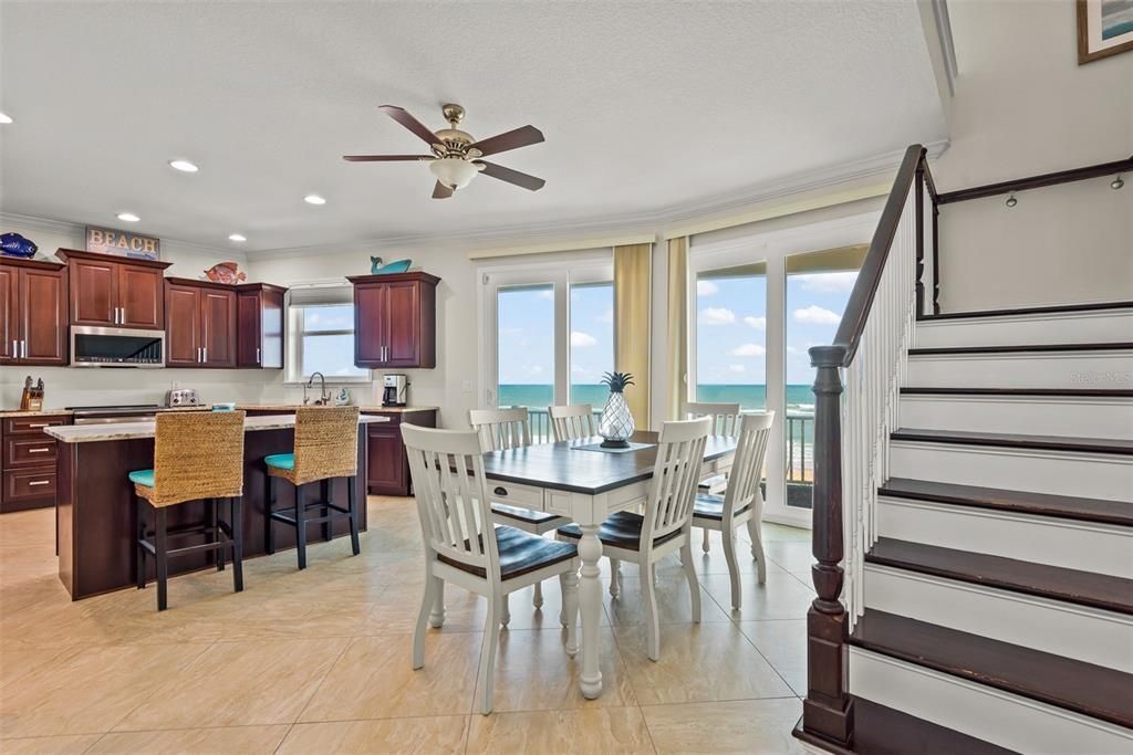 待售: $1,895,000 (5 贝兹, 4 浴室, 2460 平方英尺)