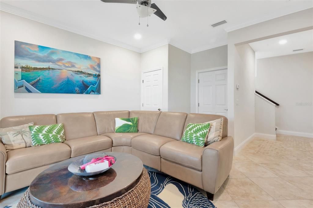 待售: $1,895,000 (5 贝兹, 4 浴室, 2460 平方英尺)