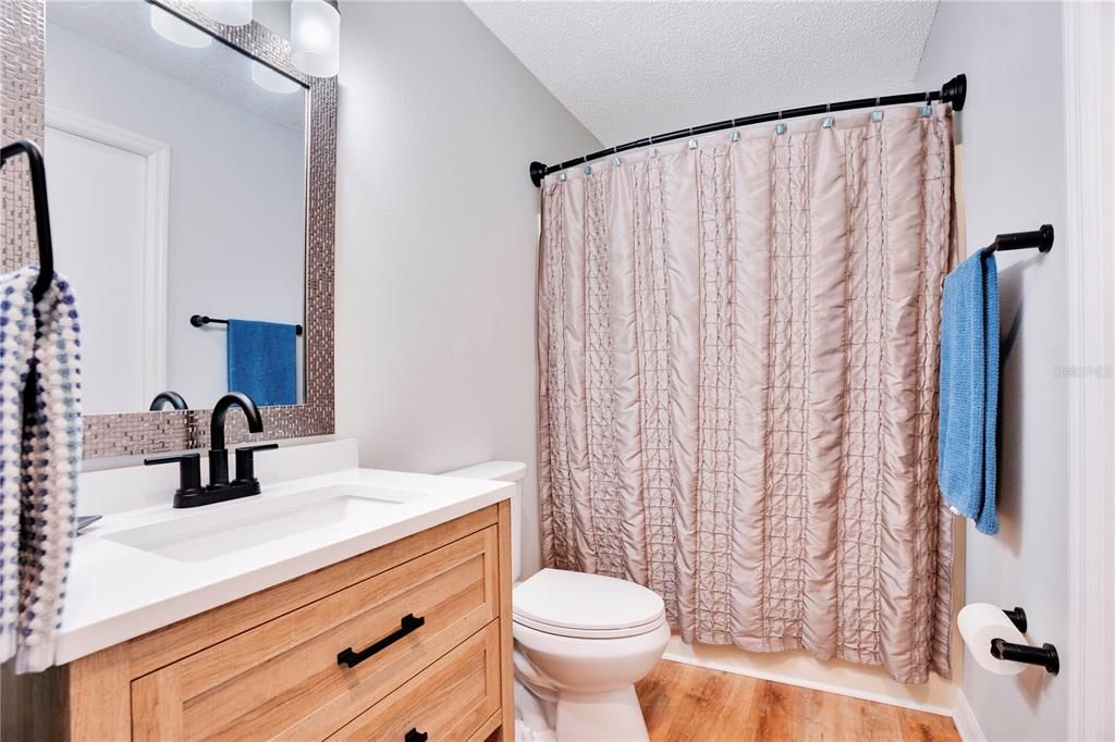 Active With Contract: $242,000 (2 beds, 2 baths, 1288 Square Feet)