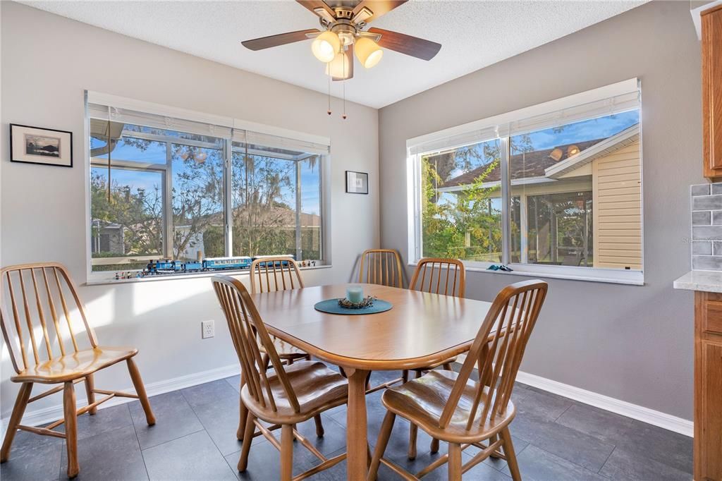 Active With Contract: $242,000 (2 beds, 2 baths, 1288 Square Feet)