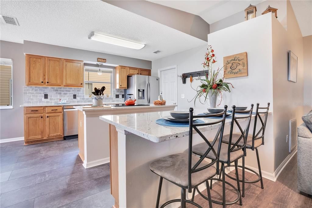 Active With Contract: $242,000 (2 beds, 2 baths, 1288 Square Feet)