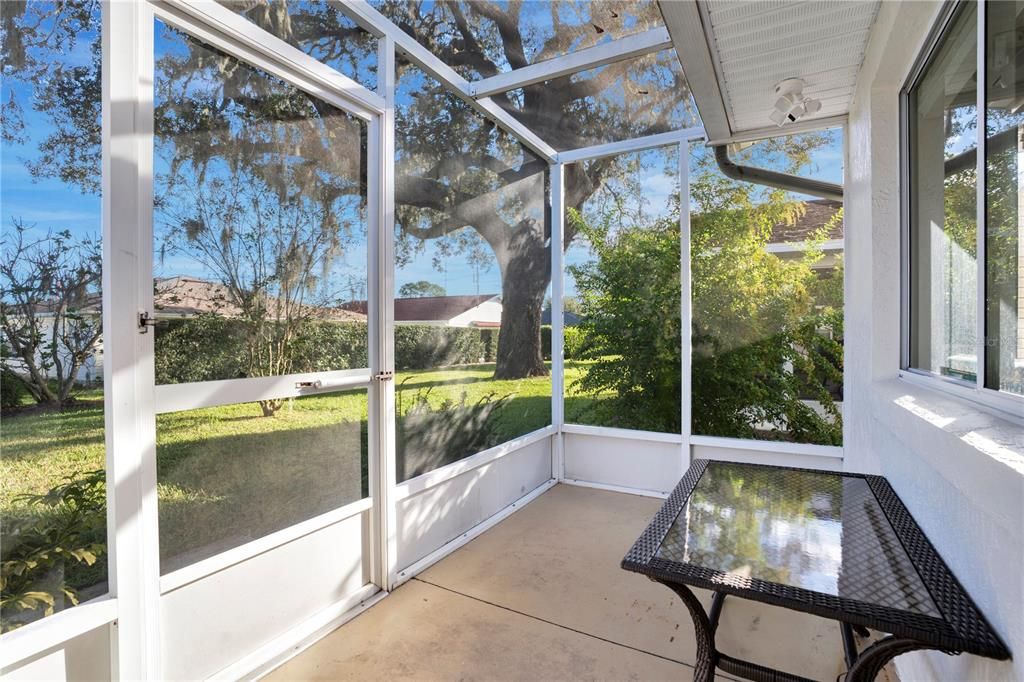 Active With Contract: $242,000 (2 beds, 2 baths, 1288 Square Feet)