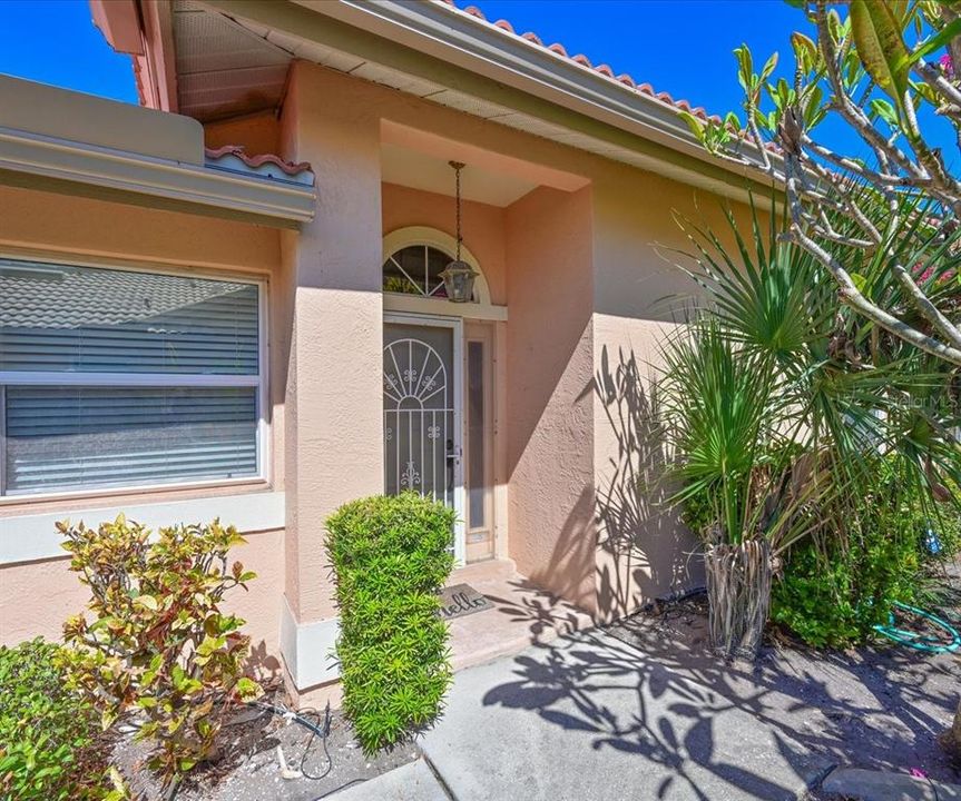For Sale: $345,000 (2 beds, 2 baths, 1767 Square Feet)