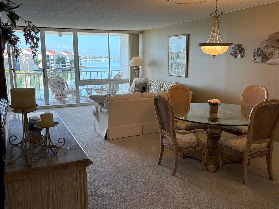 For Rent: $4,000 (2 beds, 2 baths, 1255 Square Feet)