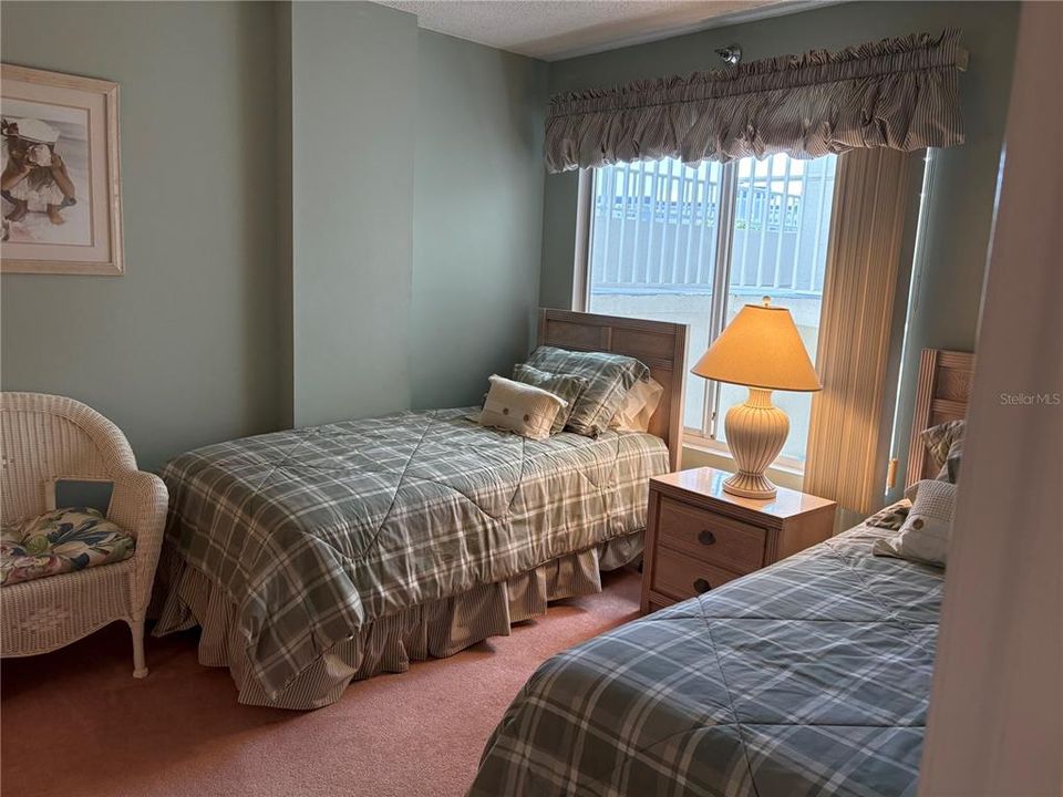 For Rent: $4,000 (2 beds, 2 baths, 1255 Square Feet)