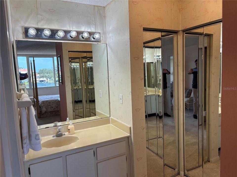 For Rent: $4,000 (2 beds, 2 baths, 1255 Square Feet)