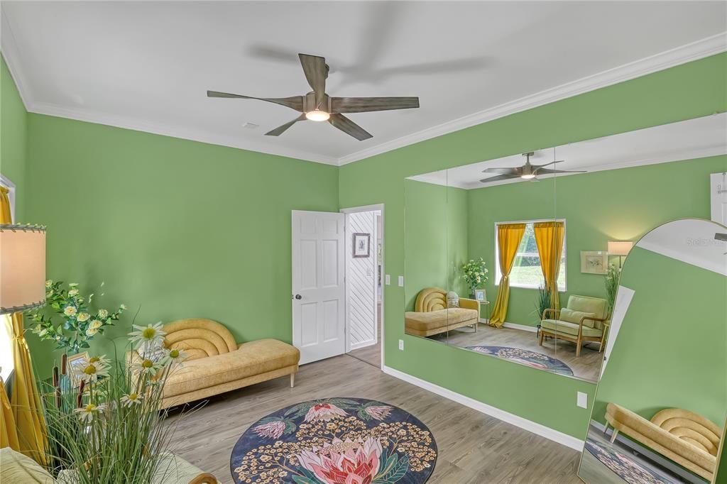 待售: $675,000 (4 贝兹, 2 浴室, 2594 平方英尺)