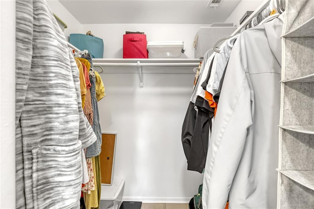 待售: $675,000 (4 贝兹, 2 浴室, 2594 平方英尺)