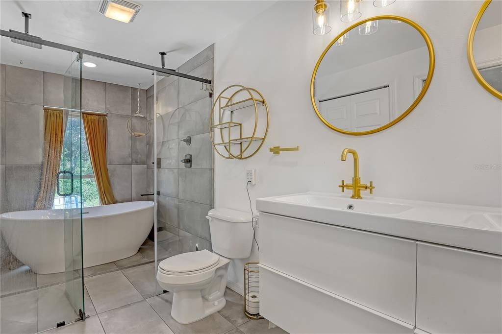 待售: $675,000 (4 贝兹, 2 浴室, 2594 平方英尺)