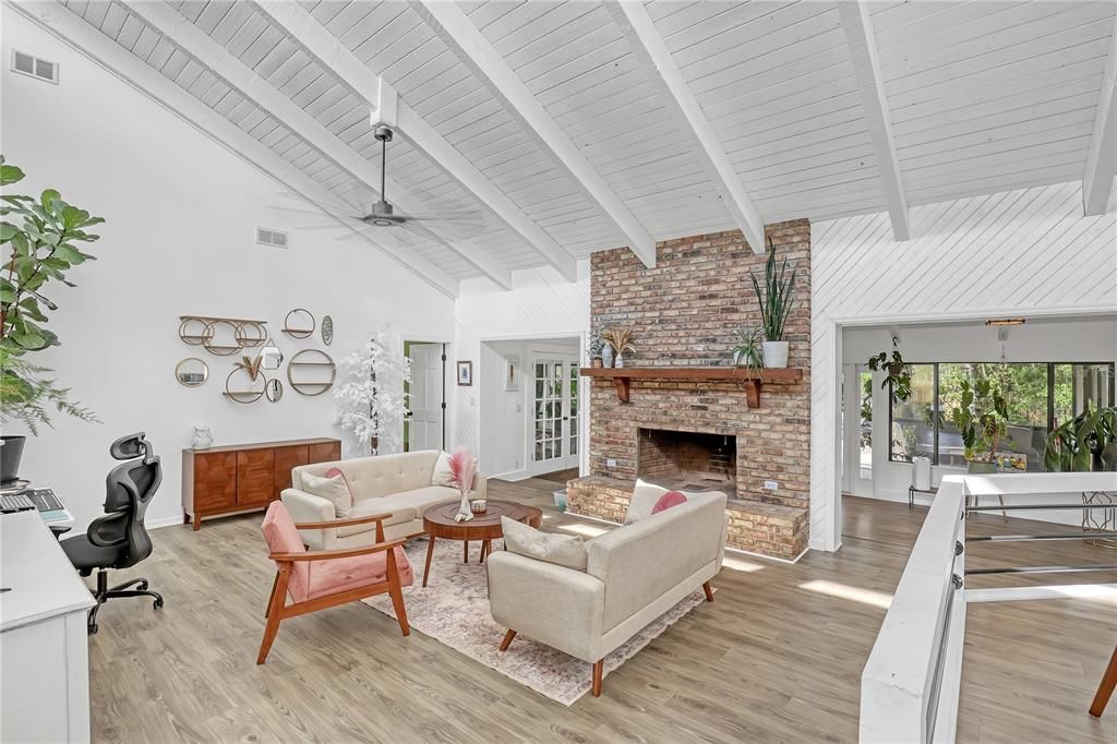 待售: $675,000 (4 贝兹, 2 浴室, 2594 平方英尺)