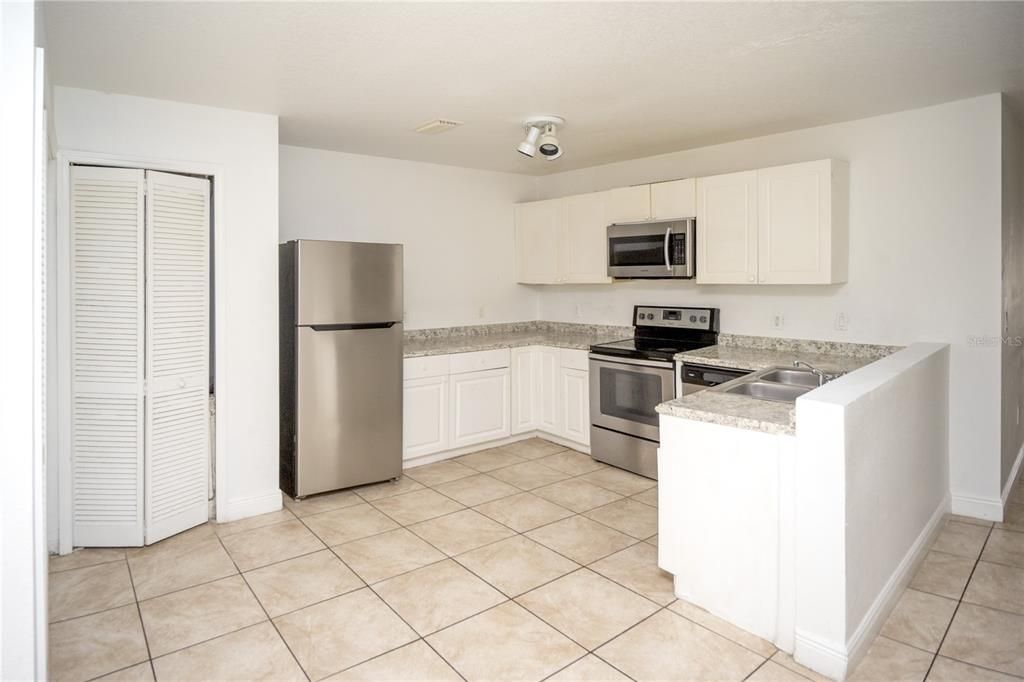 En Renta: $1,900 (3 camas, 2 baños, 1202 Pies cuadrados)