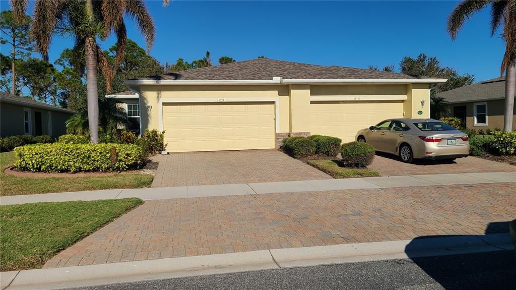 For Sale: $310,500 (3 beds, 2 baths, 1338 Square Feet)