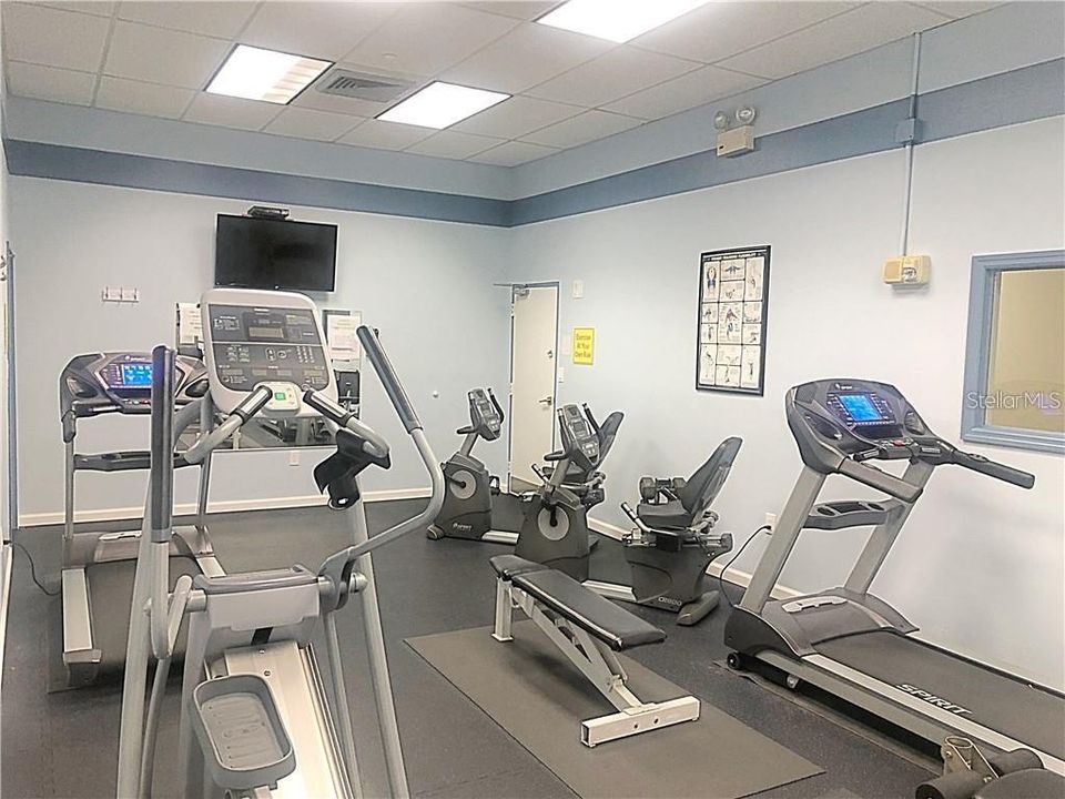 Activo con contrato: $3,150 (2 camas, 2 baños, 1240 Pies cuadrados)