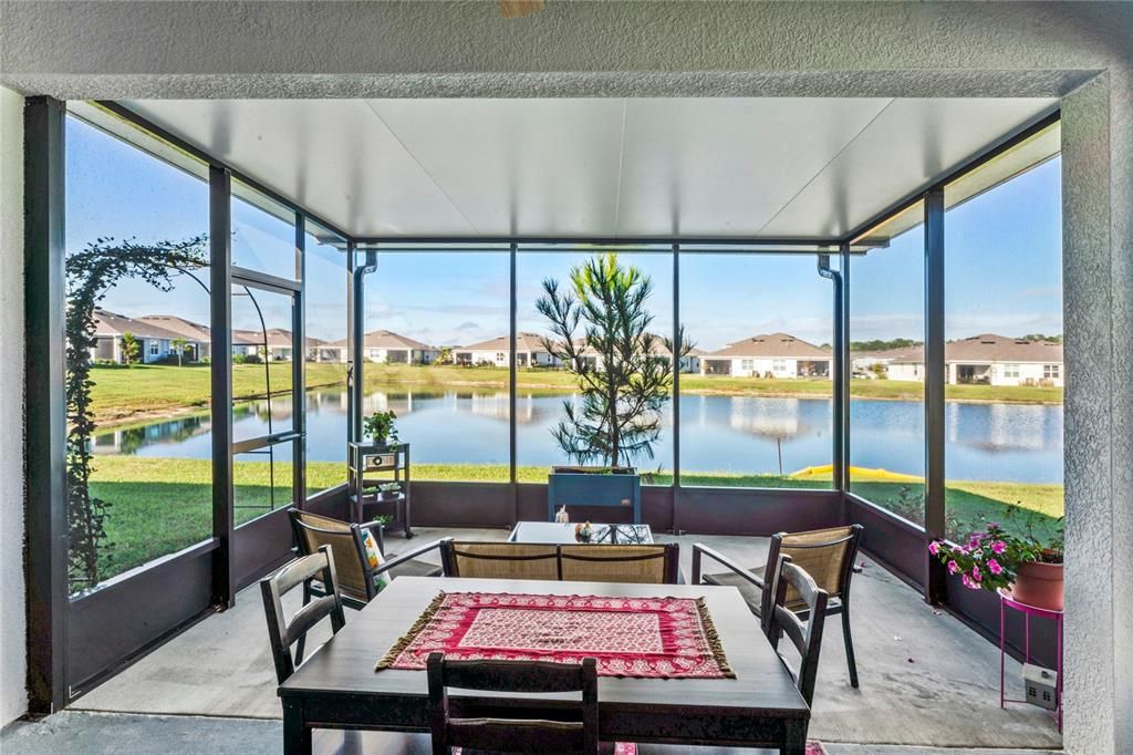 For Sale: $355,000 (3 beds, 2 baths, 1565 Square Feet)