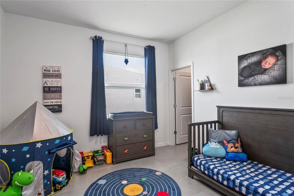 For Sale: $355,000 (3 beds, 2 baths, 1565 Square Feet)