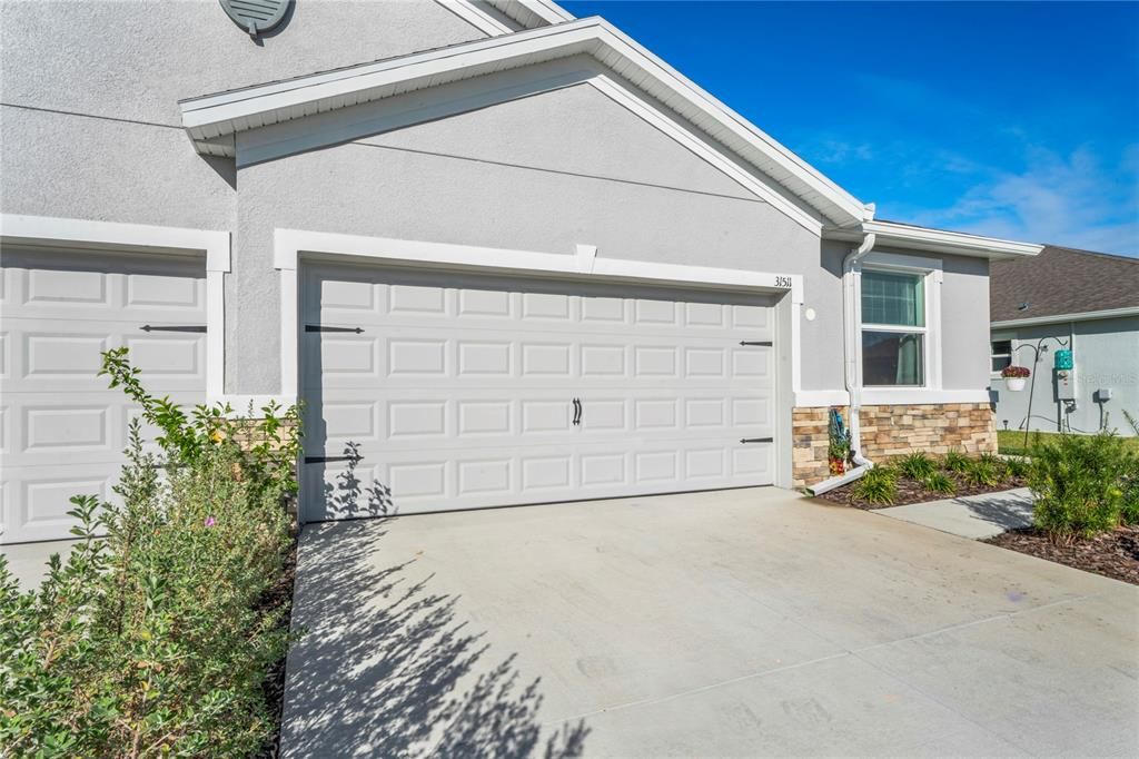 For Sale: $355,000 (3 beds, 2 baths, 1565 Square Feet)