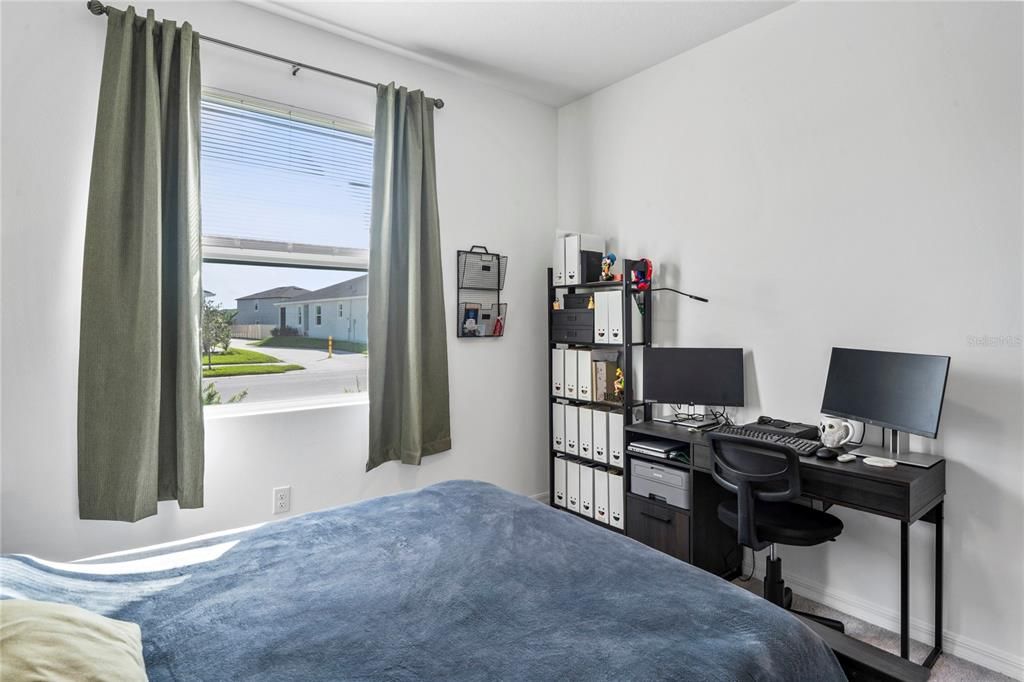 For Sale: $355,000 (3 beds, 2 baths, 1565 Square Feet)