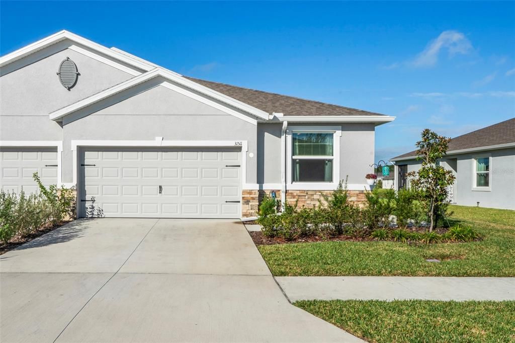 For Sale: $355,000 (3 beds, 2 baths, 1565 Square Feet)