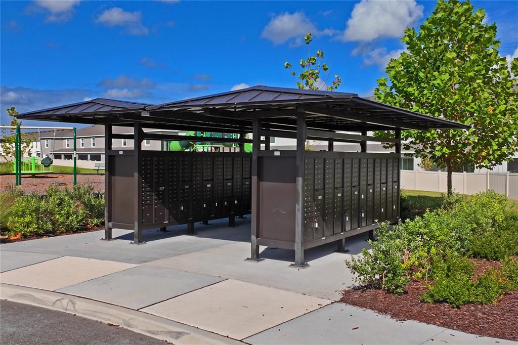 For Sale: $355,000 (3 beds, 2 baths, 1565 Square Feet)