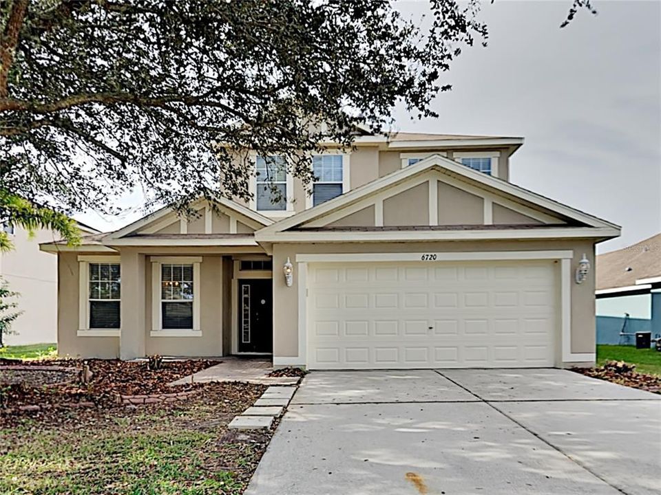 Recently Rented: $2,249 (4 beds, 2 baths, 2544 Square Feet)