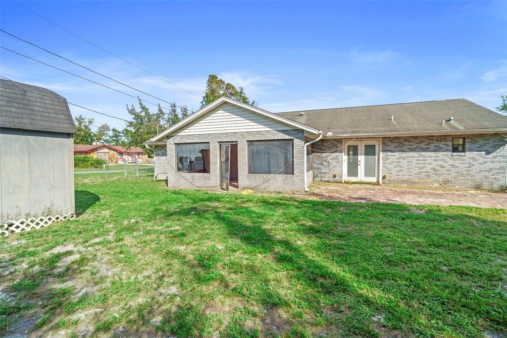 For Sale: $280,000 (3 beds, 2 baths, 1615 Square Feet)