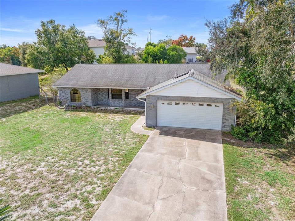 For Sale: $280,000 (3 beds, 2 baths, 1615 Square Feet)