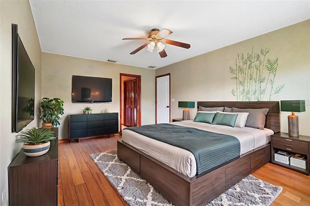 For Sale: $280,000 (3 beds, 2 baths, 1615 Square Feet)