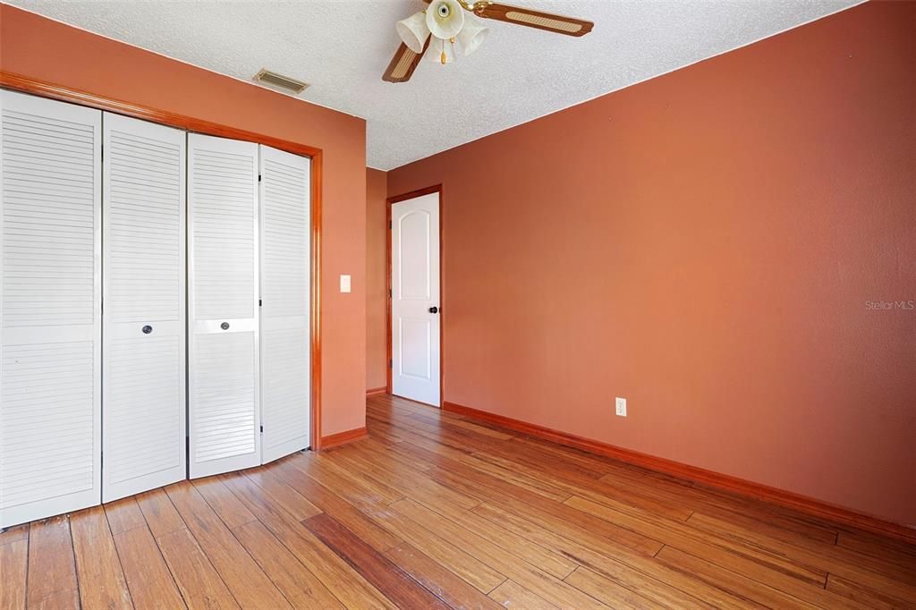 For Sale: $280,000 (3 beds, 2 baths, 1615 Square Feet)