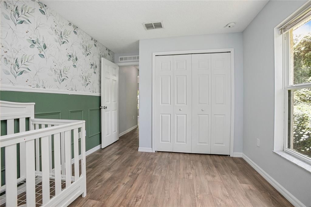 For Rent: $2,100 (3 beds, 2 baths, 1402 Square Feet)