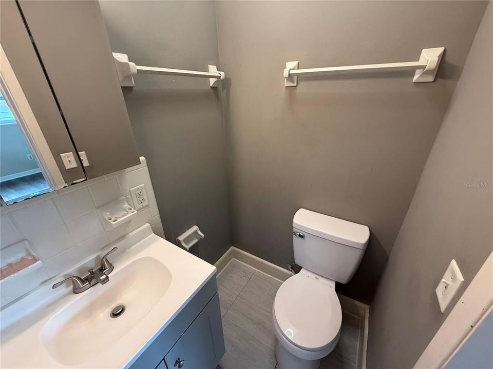 For Rent: $1,750 (3 beds, 1 baths, 1118 Square Feet)