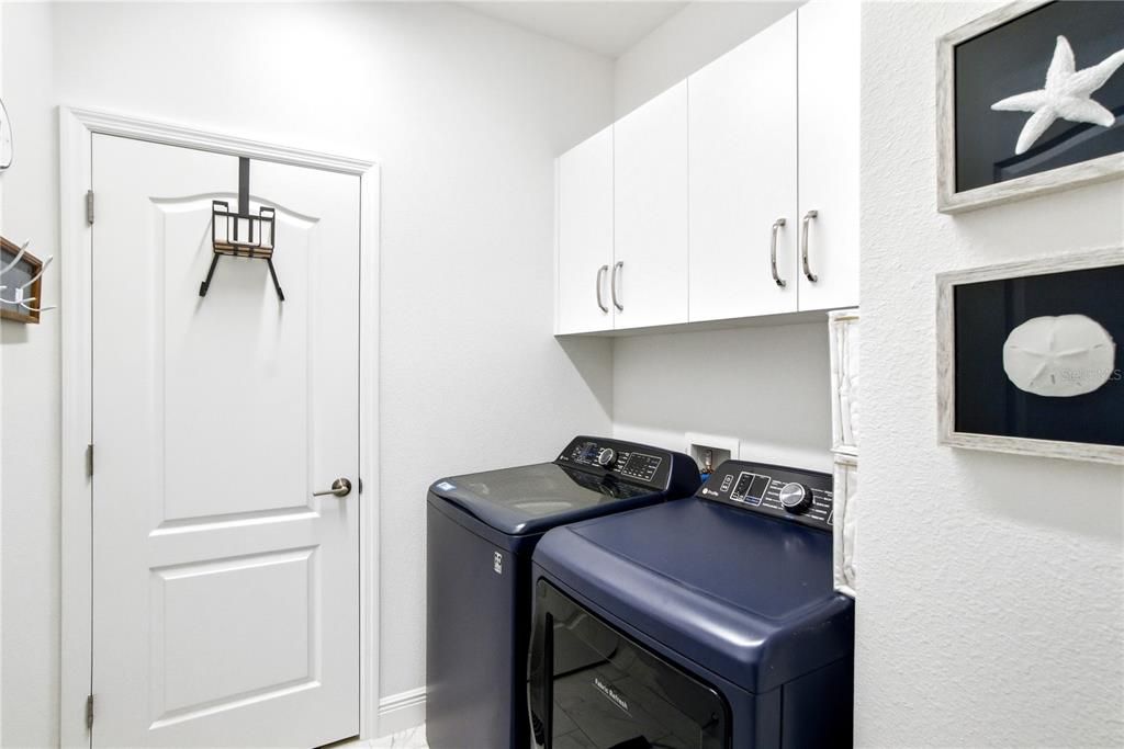 Active With Contract: $499,000 (3 beds, 2 baths, 1682 Square Feet)