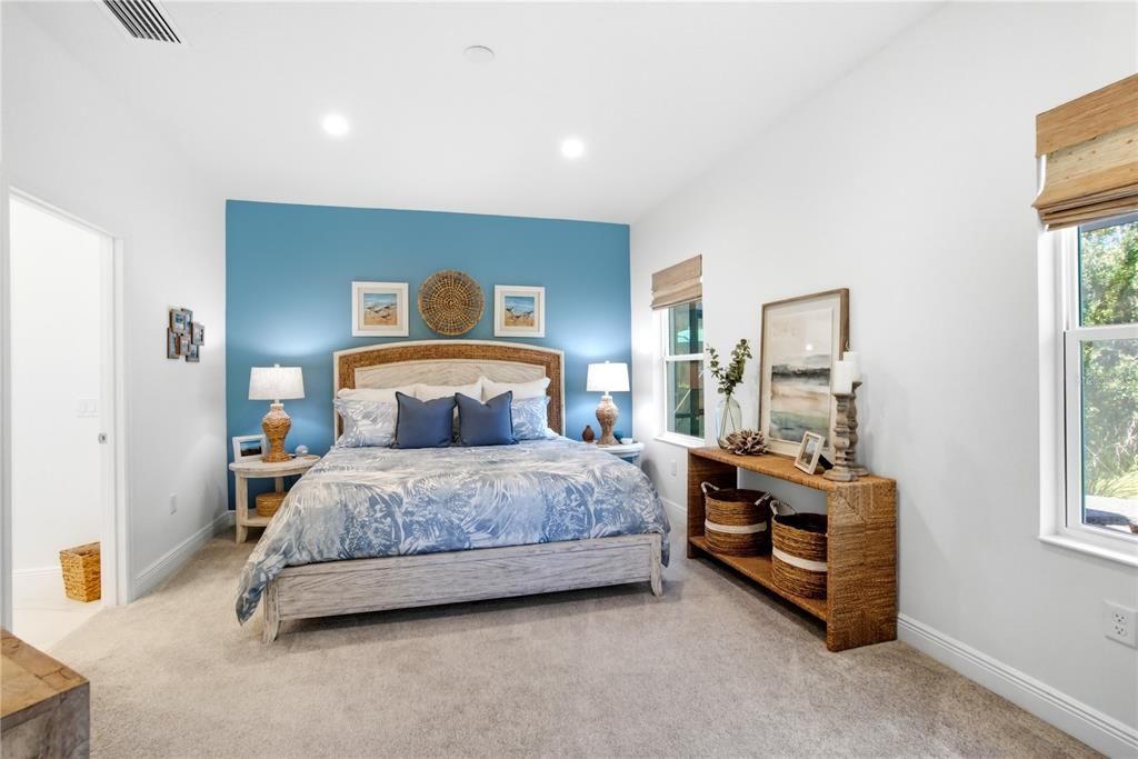 Active With Contract: $499,000 (3 beds, 2 baths, 1682 Square Feet)