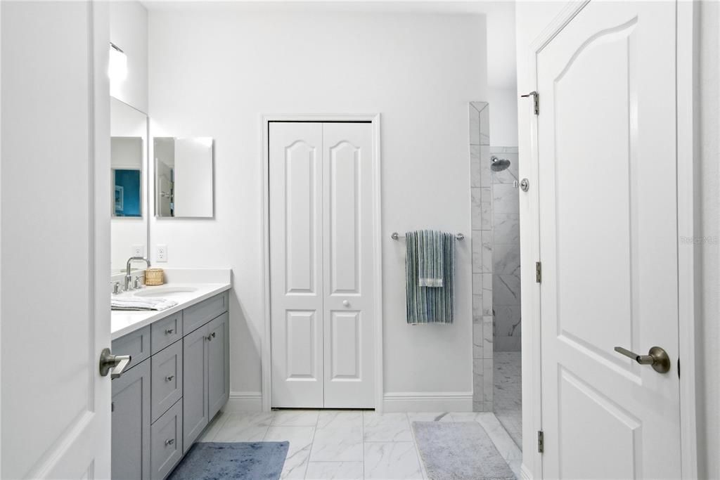 Active With Contract: $499,000 (3 beds, 2 baths, 1682 Square Feet)