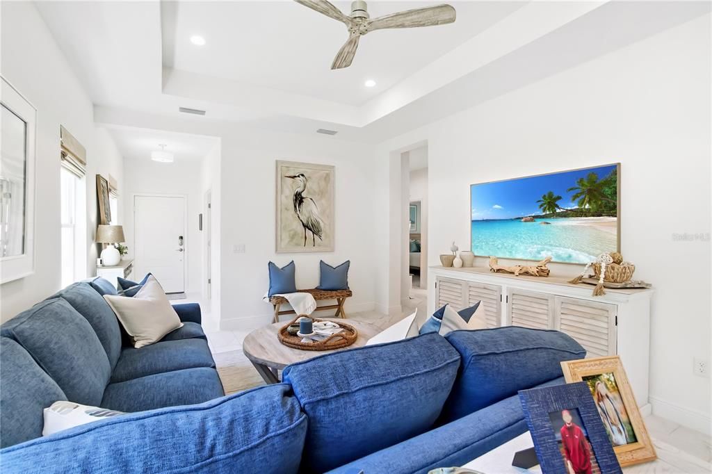 Active With Contract: $499,000 (3 beds, 2 baths, 1682 Square Feet)