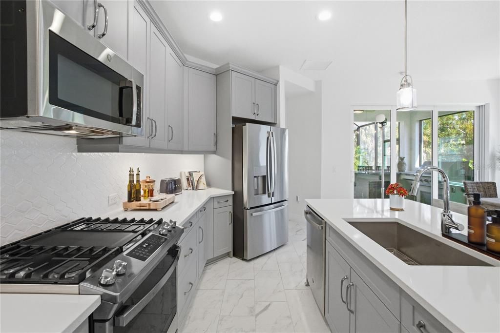 Active With Contract: $499,000 (3 beds, 2 baths, 1682 Square Feet)