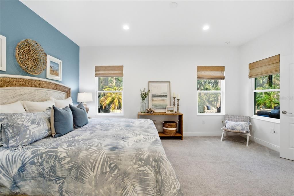 Active With Contract: $499,000 (3 beds, 2 baths, 1682 Square Feet)